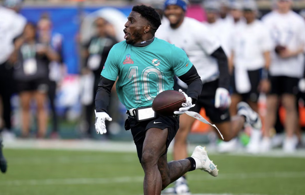 📰 Influencer suing NFL star over broken leg during "football lesson"