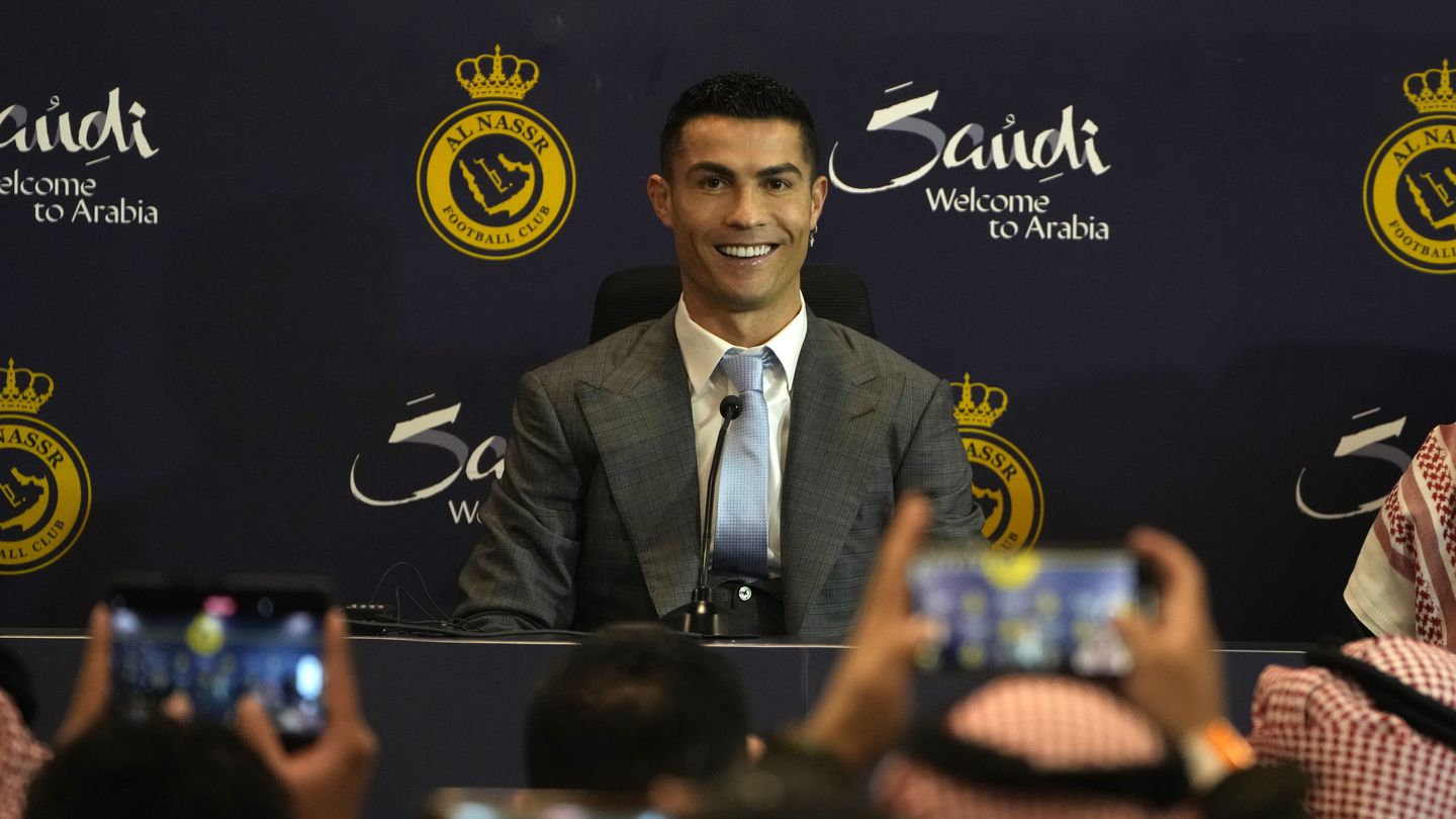 Ronaldo's embarrassing gaffe after big money Saudi move