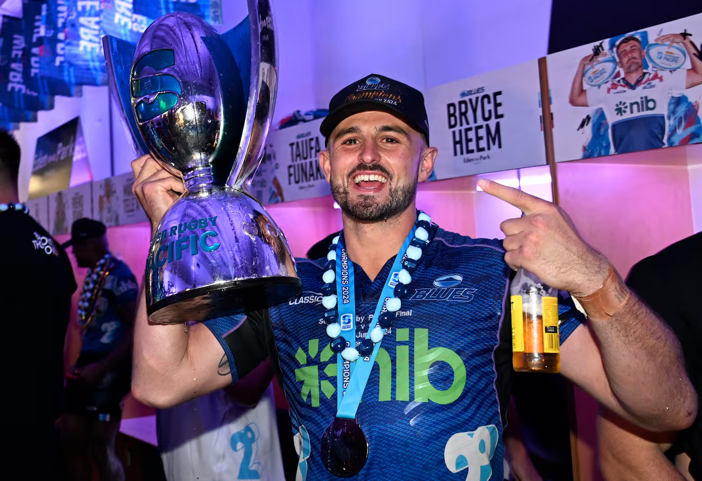 📰 All Blacks welcome Harry Plummer with open arms