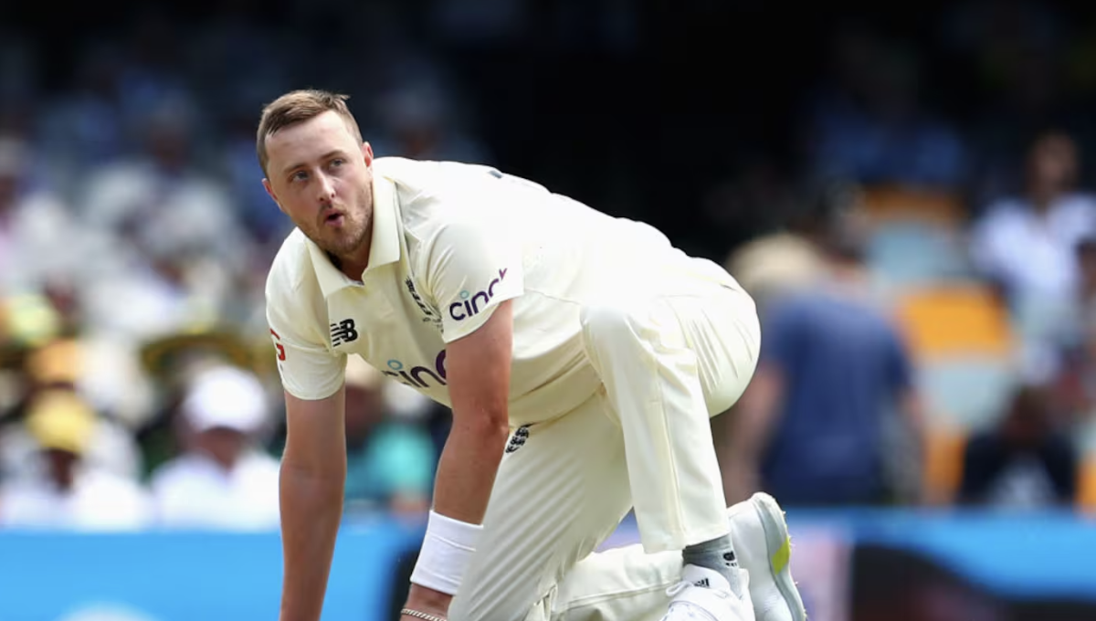 📰 43 runs! England Test bowler belted for record worst over