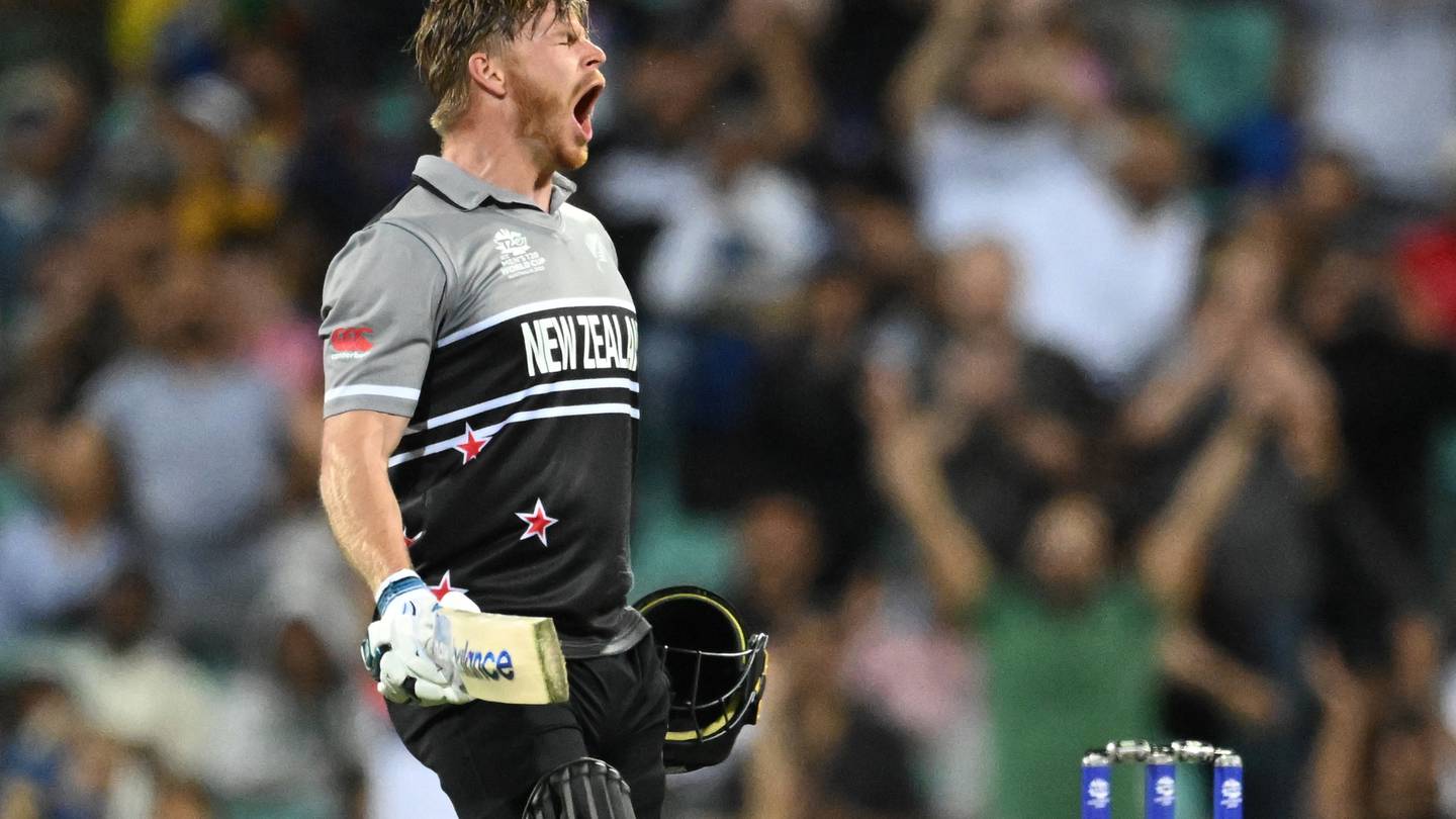 Phillips the hero as Black Caps storm past Sri Lanka