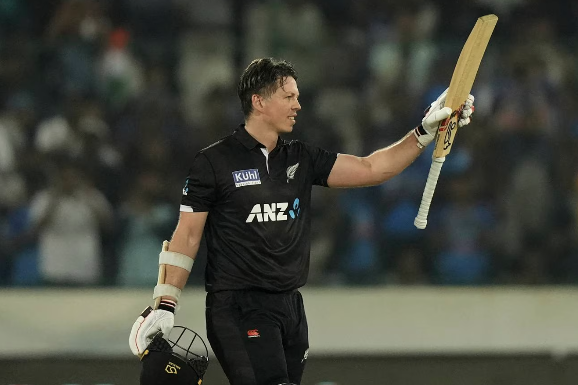 Bracewell's stunning century not enough as Black Caps fall in thriller