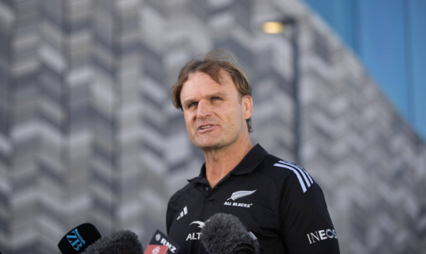 📰 All Blacks announce shock coaching departure