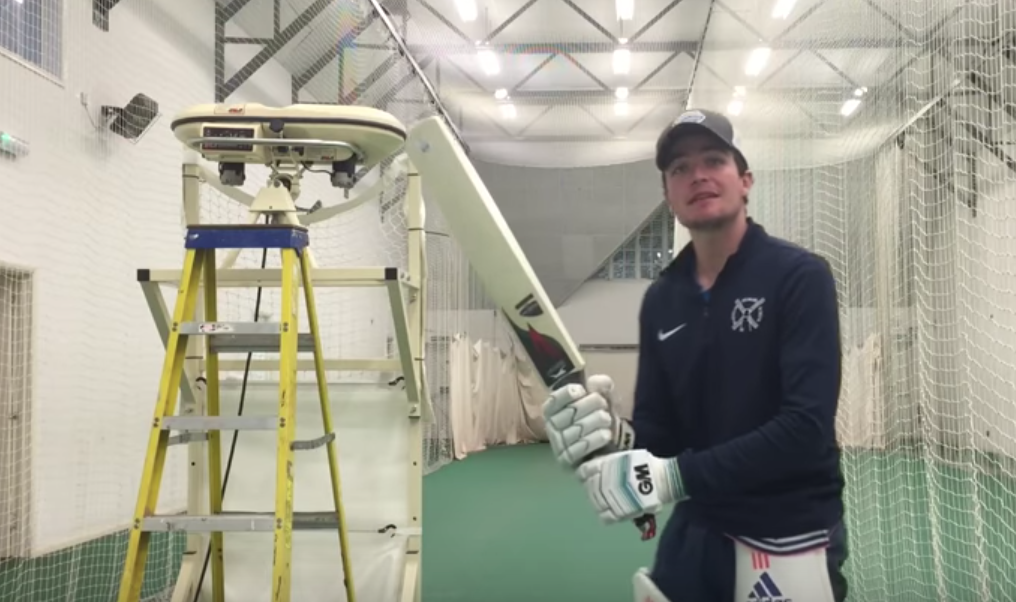 How long does a $60 cricket bat last vs a Bowling Machine
