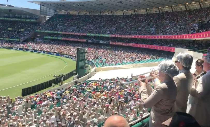 Watch the "Richies" perform the Wide World Of Sports theme at the SCG