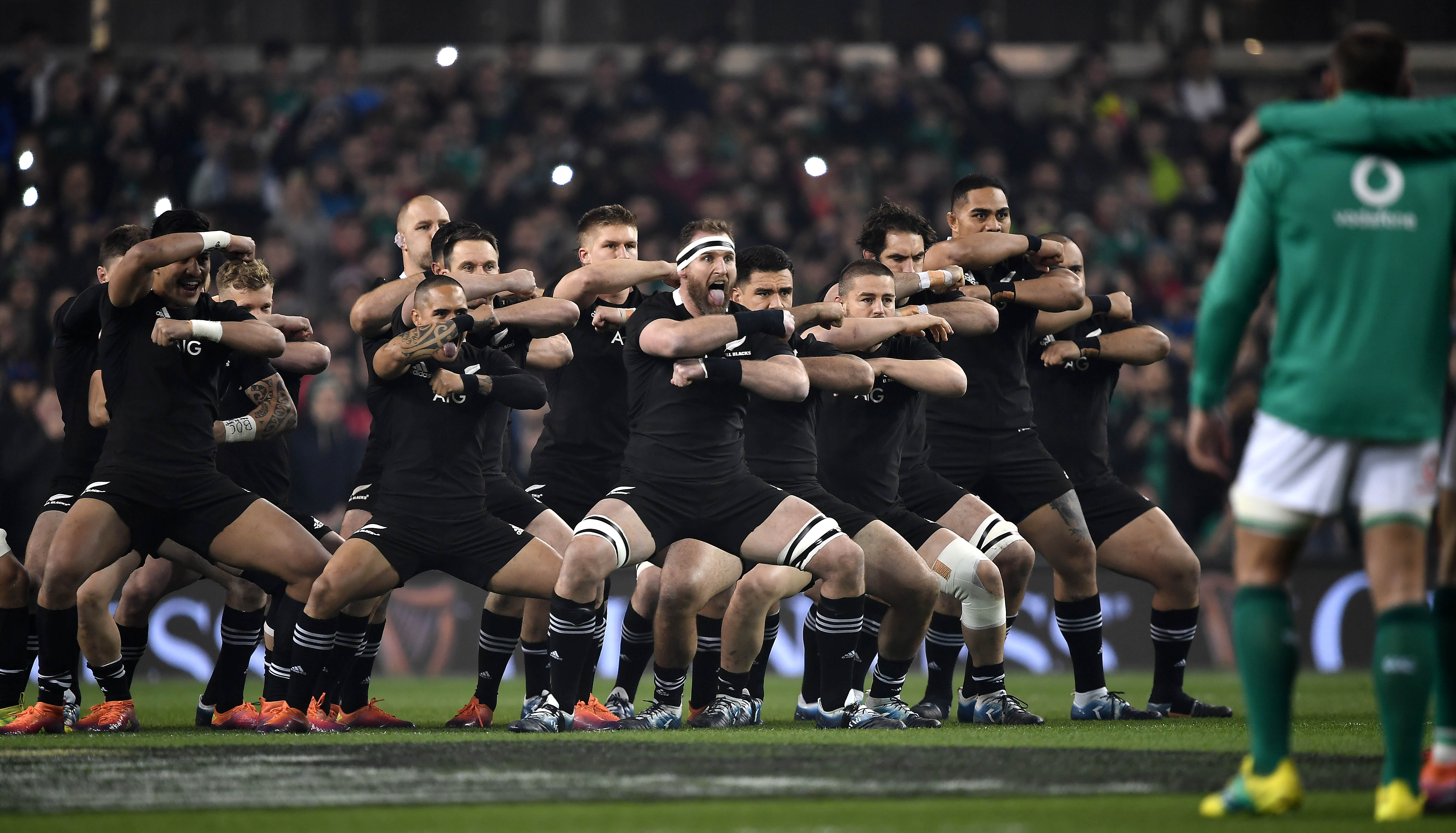 Matt & Jerry's Sports Chat with Scotty J - Nov 19 2018