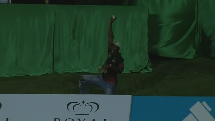 Watch this amazing one-handed crowd catch in the CPL