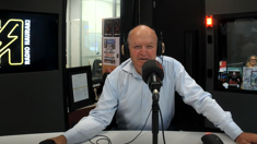 Sir Graham Henry takes shots at Stephen Fleming & explains why Razor isn't the ABs coach...