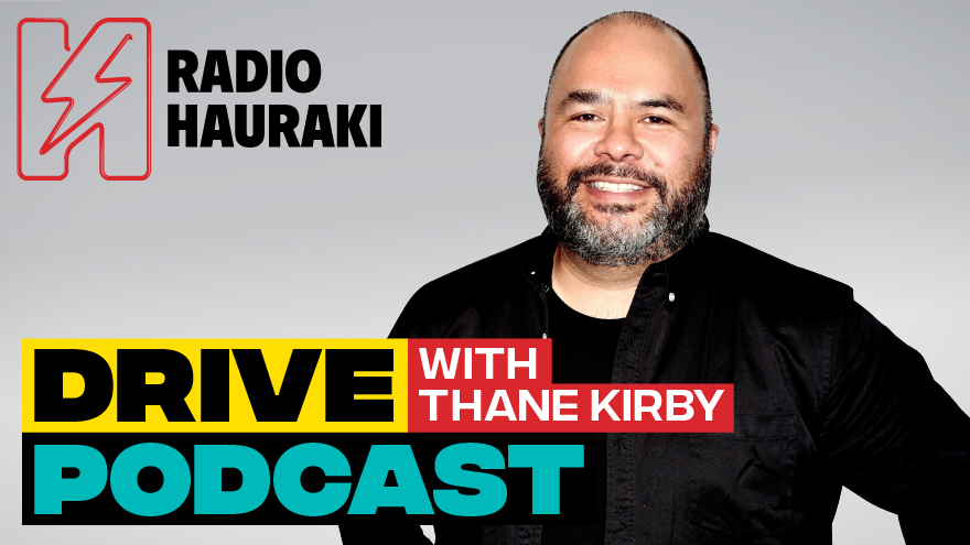 The Best of Hauraki Drive - A Quick Fiddy & Thane Looks For Help In The Sack...