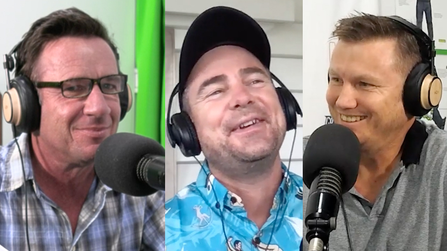 Martin Guptill thanks Jason Hoyte for his support