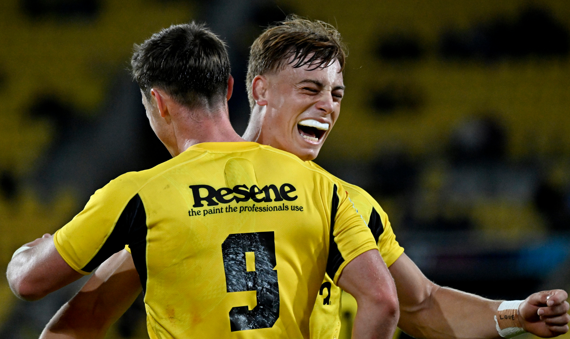 📰 Super Rugby teams: Hurricanes star's big positional shift