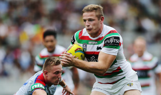 📰 Ex-rugby league star heads controversial new 'Run It Straight' comp ahead of Auckland arrival