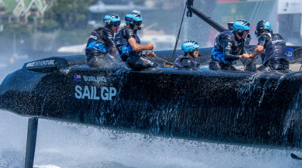 📰 Black Foils struggle to compete on opening day of SailGP Sydney