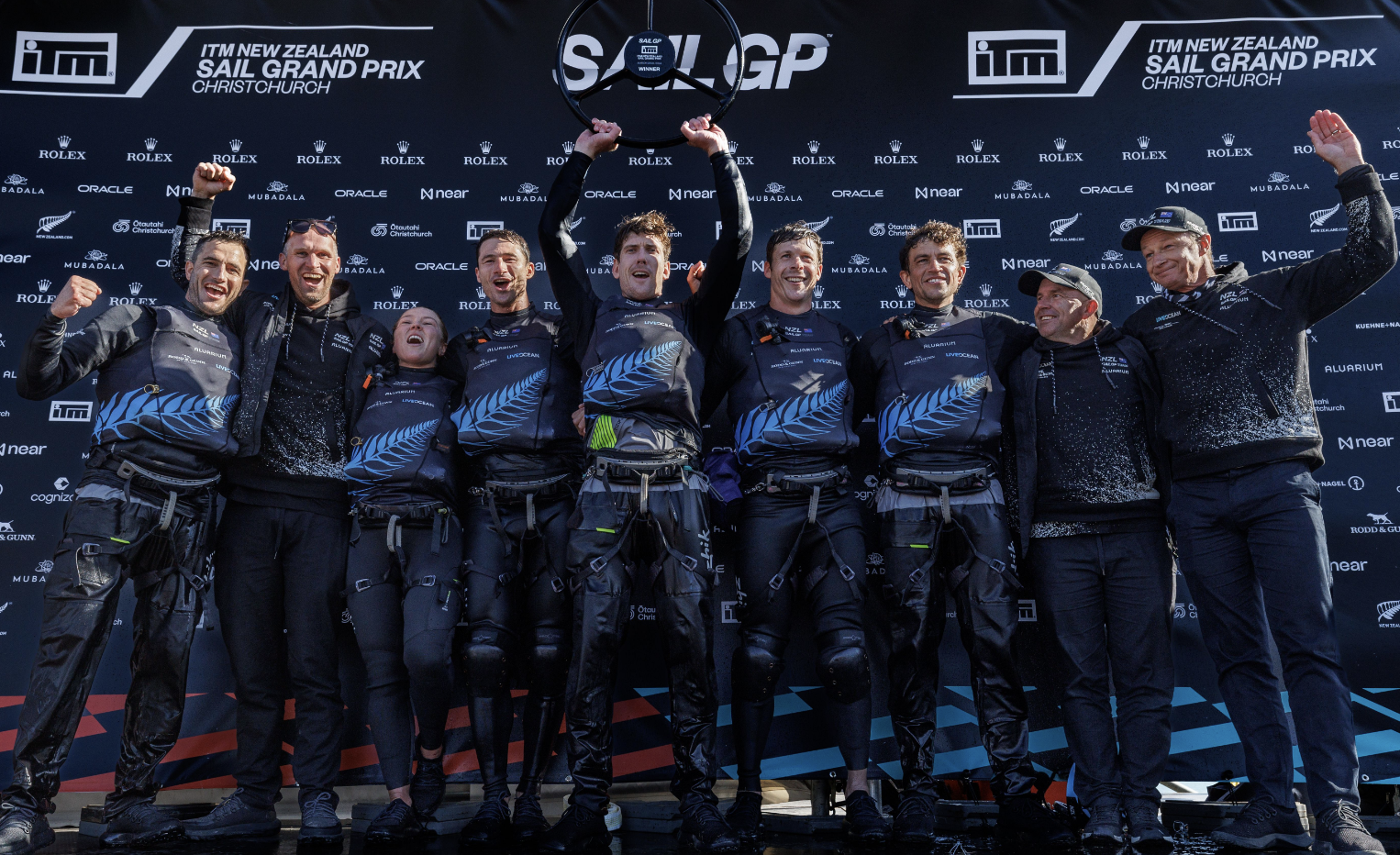 📰 Black Foils win in Christchurch