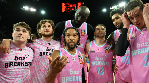 📰 NZ Breakers sold to new ownership group