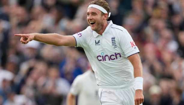  📰 Fairytale finish as Broad leads England to victory