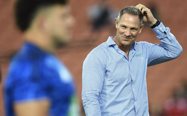 Super Rugby coach in talks with Scotland