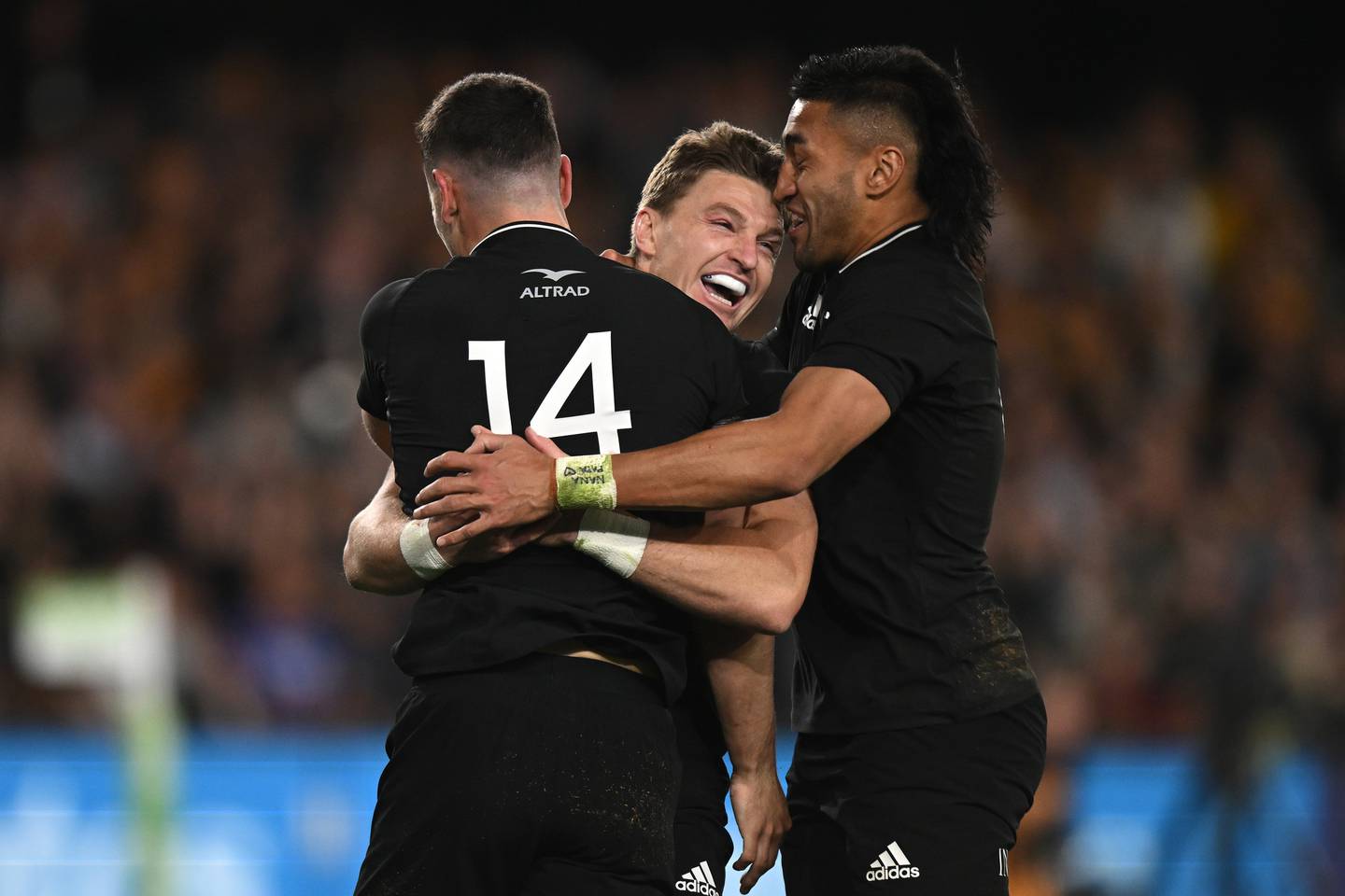 All Blacks win Beldisloe Cup in controversial finish