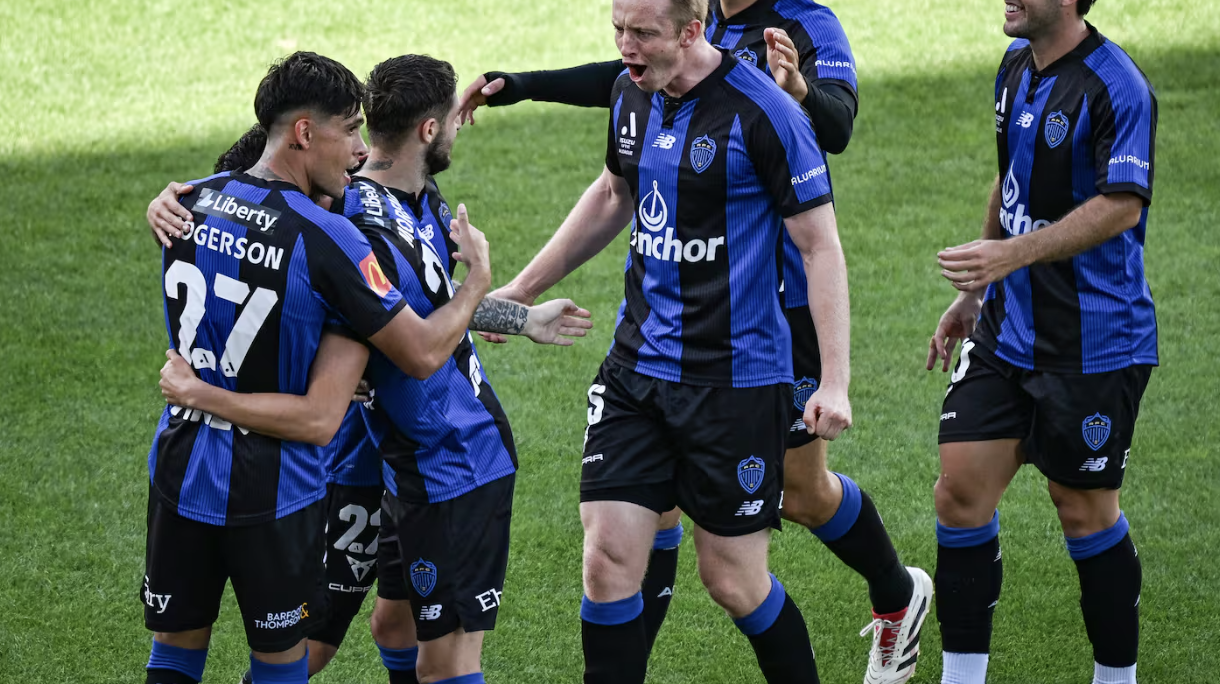 📰 Auckland FC earn another late win