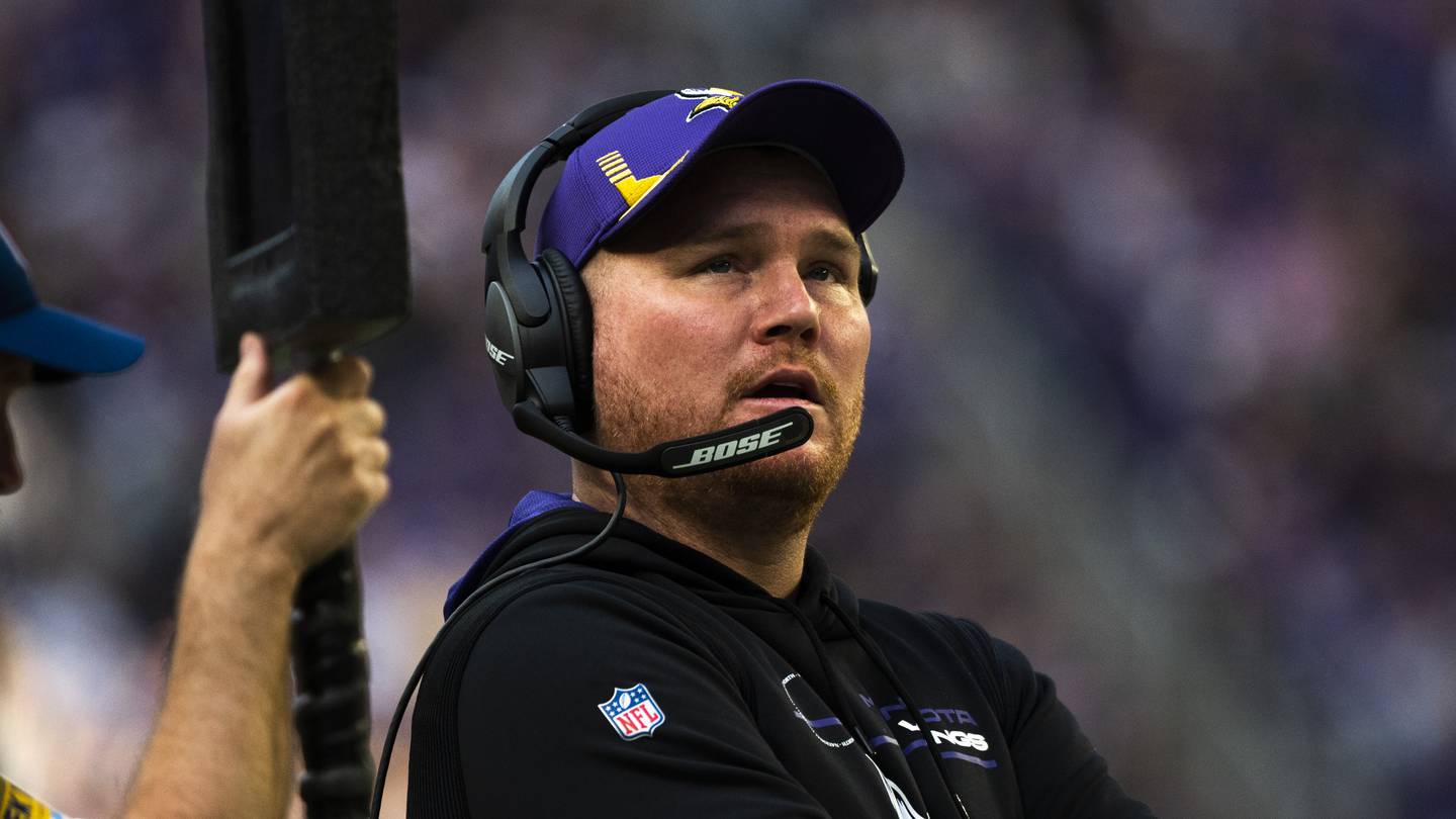 NFL coach dies suddenly at age 38