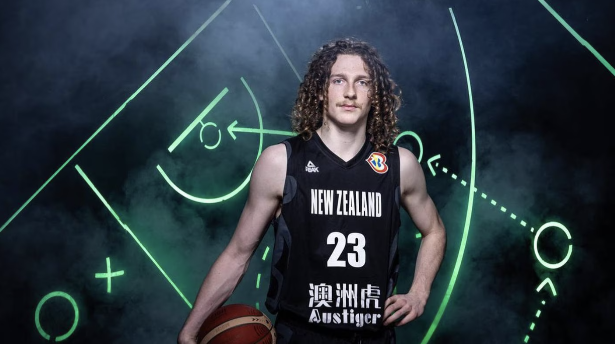📰 Rising NZ basketball star sizes up NBA giants