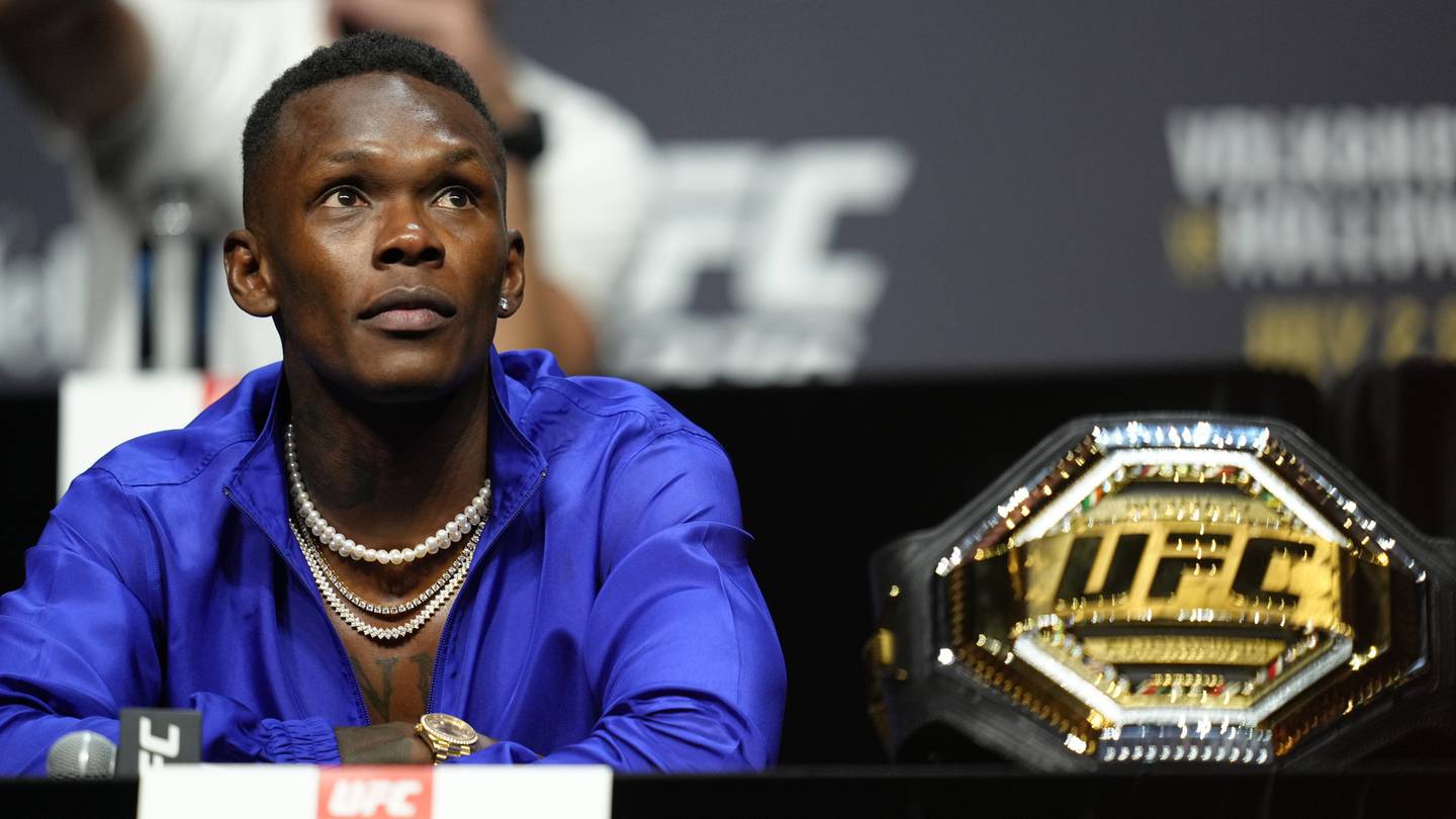 Israel Adesanya reveals approaches from Hollywood ahead of UFC title defence