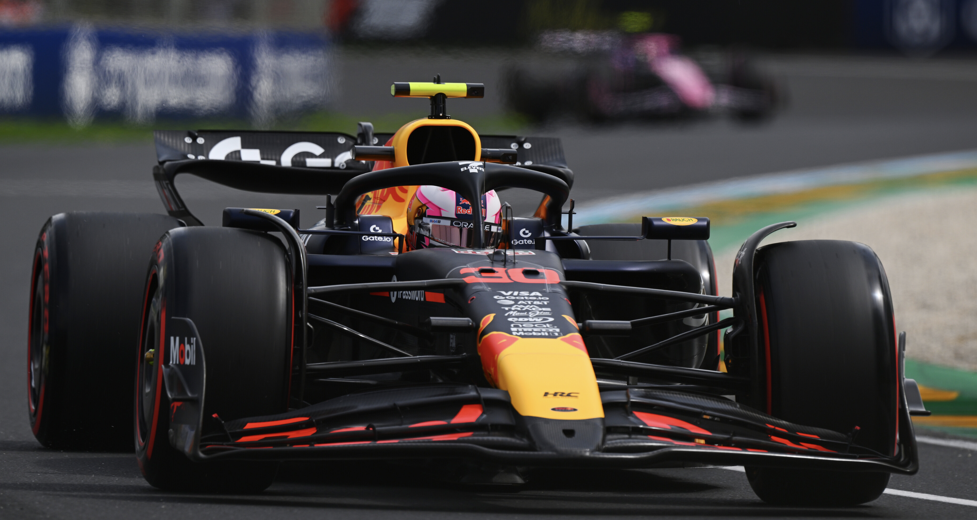 📰 Liam Lawson eliminated in qualifying session set to start 18th in Melbourne