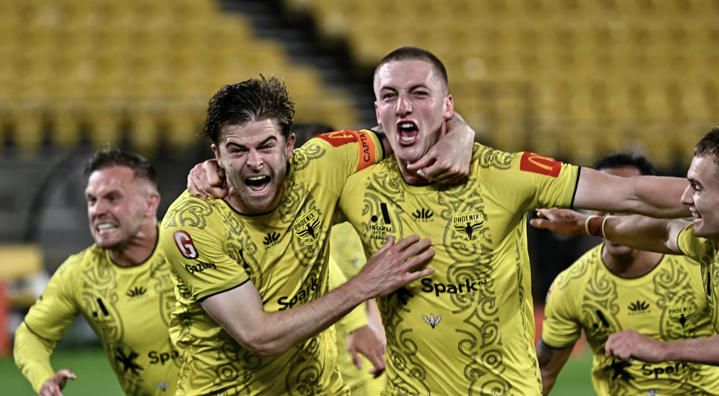 📰 How rising defender epitomises Phoenix surge