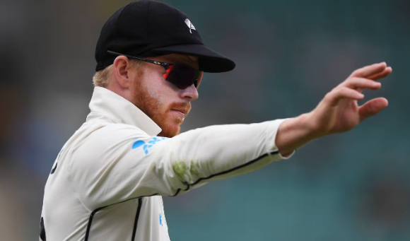 📰 Black Caps star appears to break laws of the game