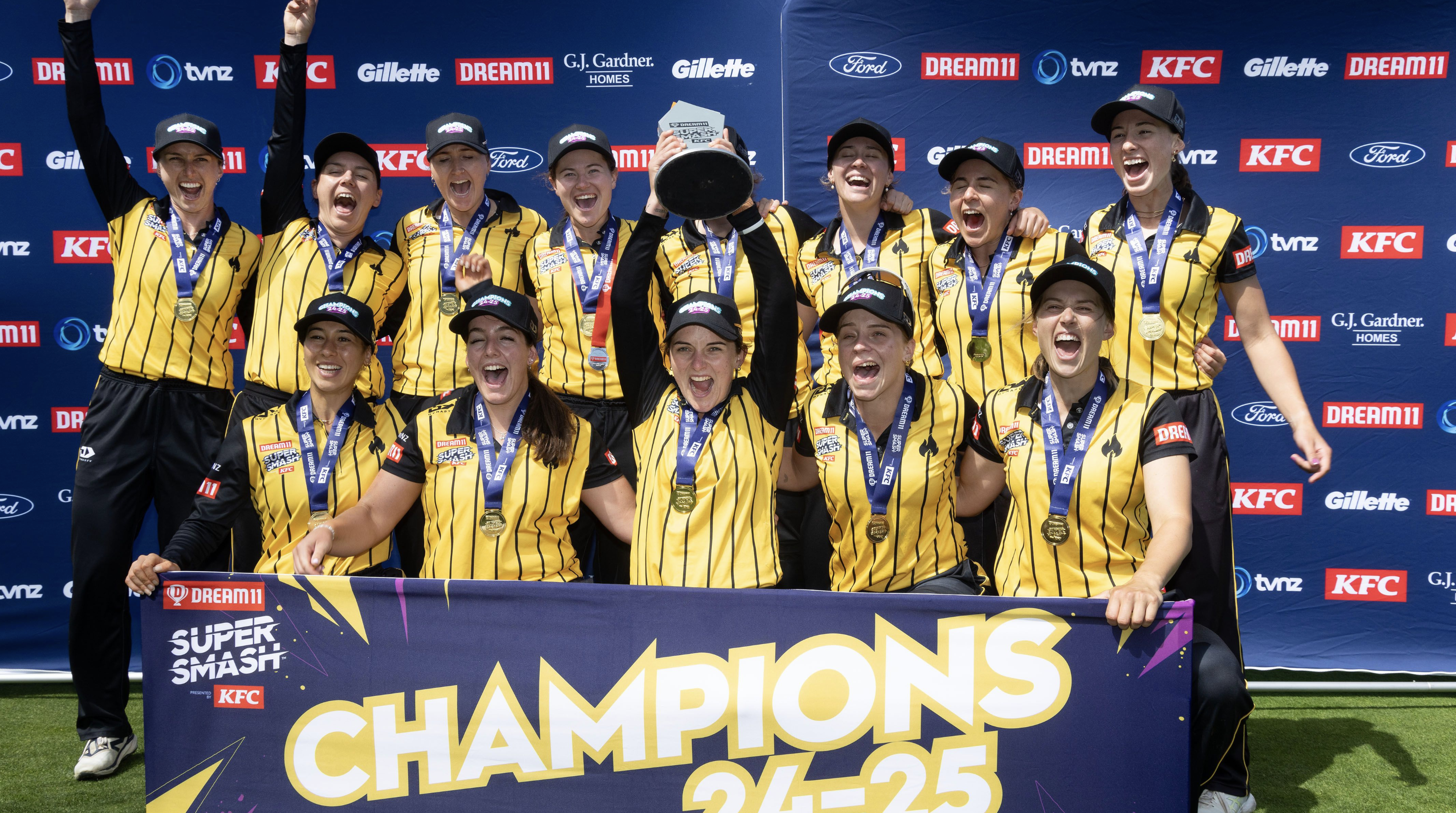 📰 Wellington extend Super Smash rule & Central prolong Canterbury drought