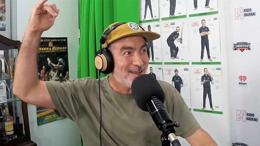 Dai Henwood - Off The Back Fence!