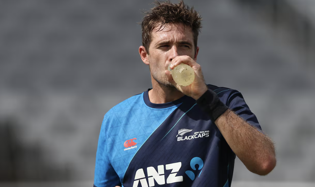 📰 Southee reprimanded by ICC over hand sanitiser incident