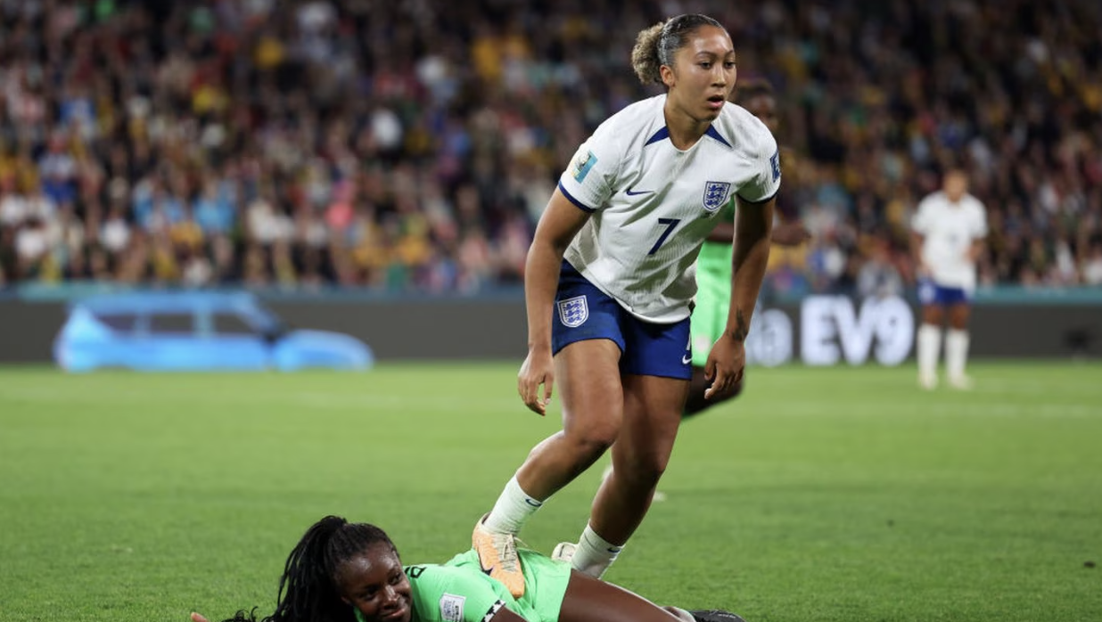 📰 England star's bizarre red card moment 