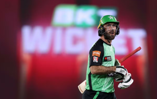 📰 Aussie cricket star investigated after bar incident