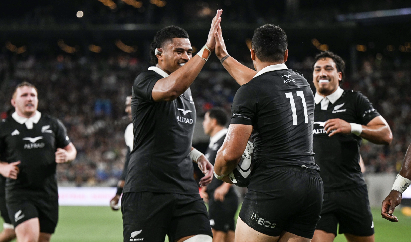 📰 How world media reacted to San Diego demolition job