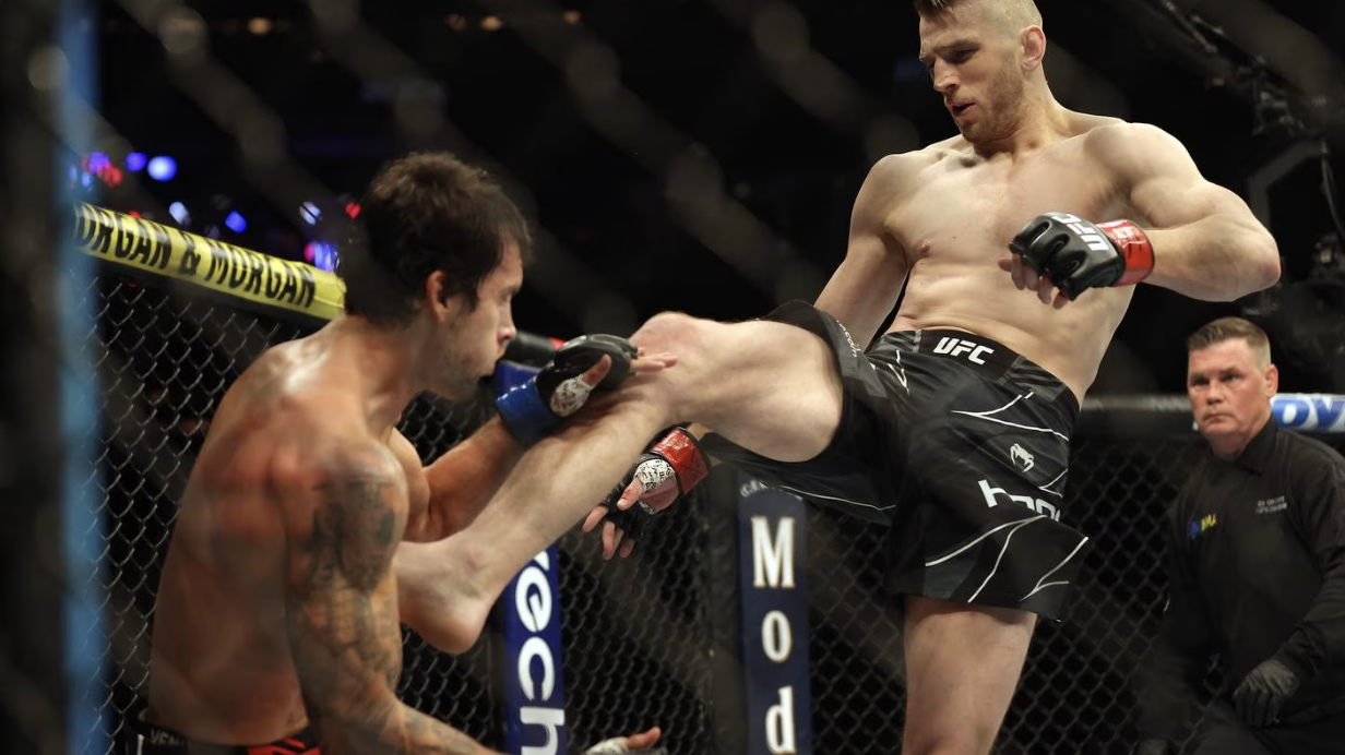 📰 Unique stipulation set for Kiwi UFC star's return