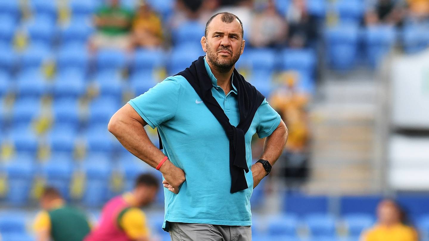 Michael Cheika weighs in on Foster's "tough" situation