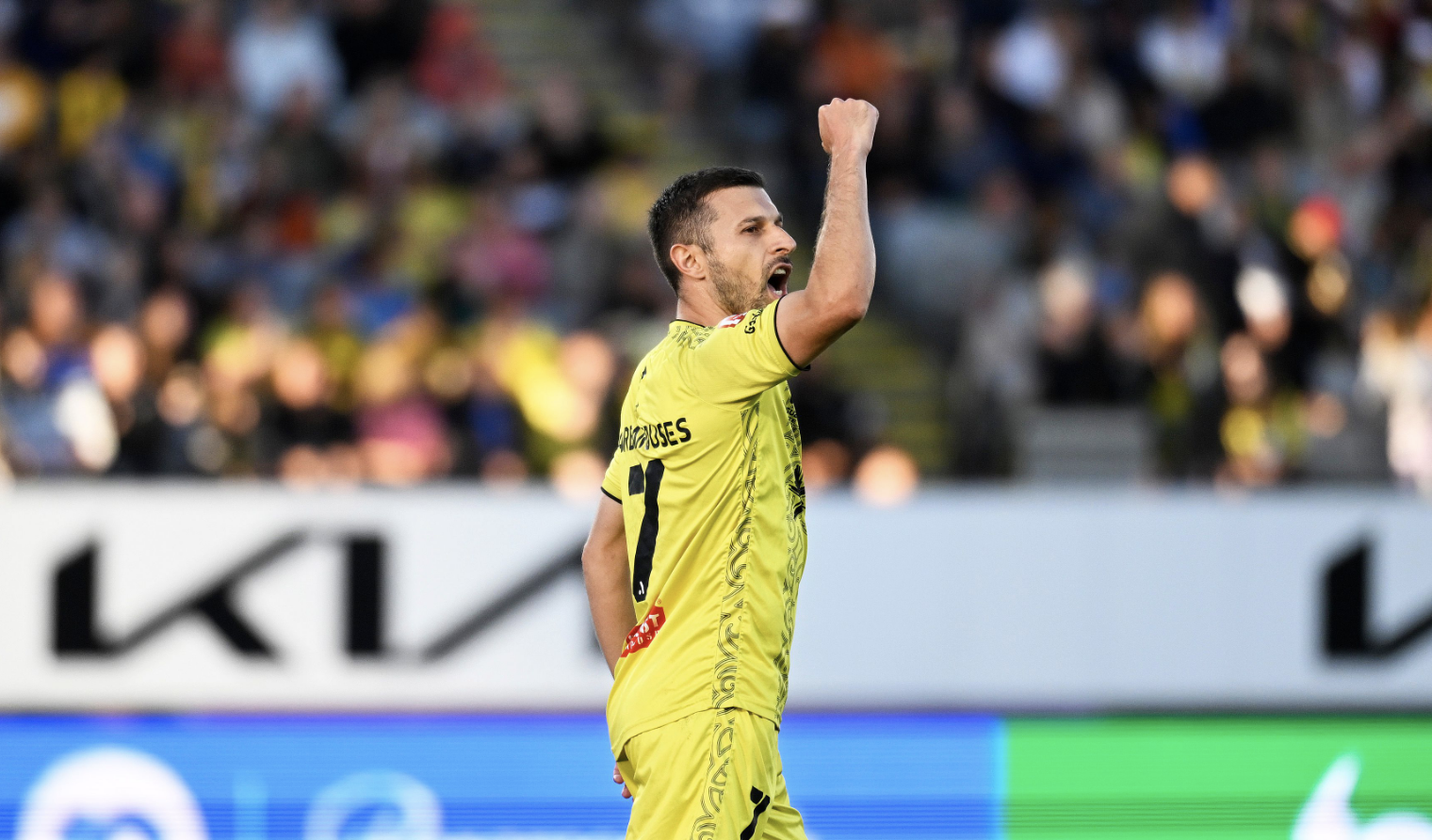 📰 Phoenix star reflects on current spell with club