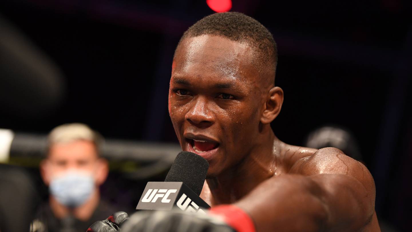 Israel Adesanya beats Jared Cannonier by unanimous decision