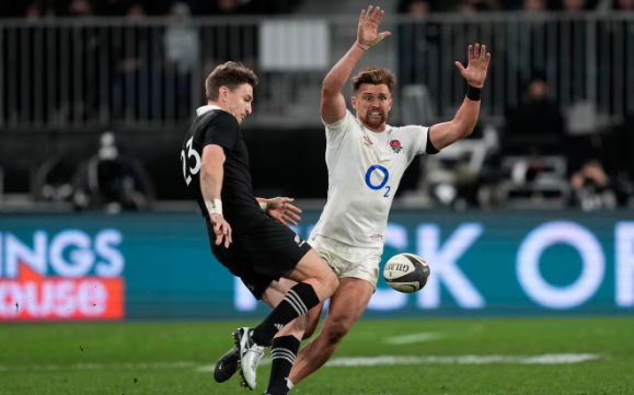 📰 All Blacks to favour tweaks over radical changes for England rematch