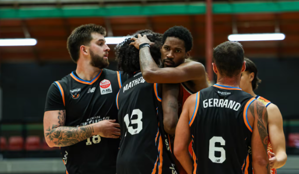 📰 Indian Panthers suspended for remainder of NBL season amid pay allegations