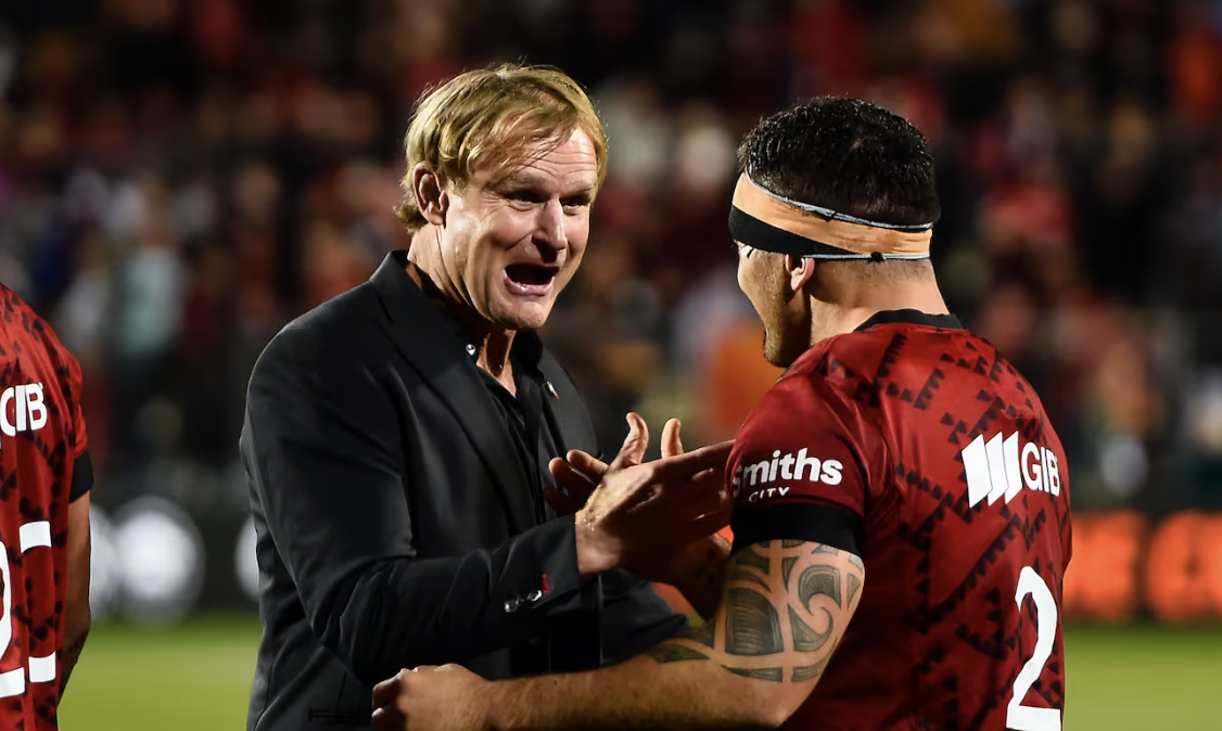 📰 Old dog Taylor excited by Razor's new tricks