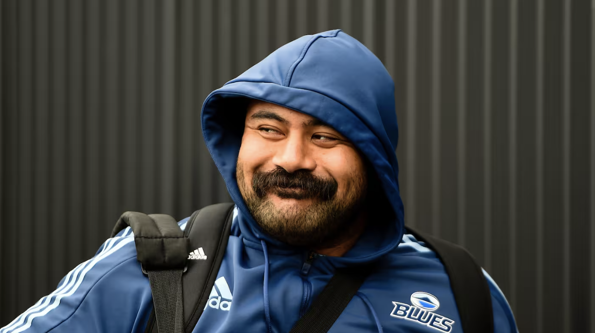 📰 Former All Black Karl Tu’inukuafe announces retirement from rugby