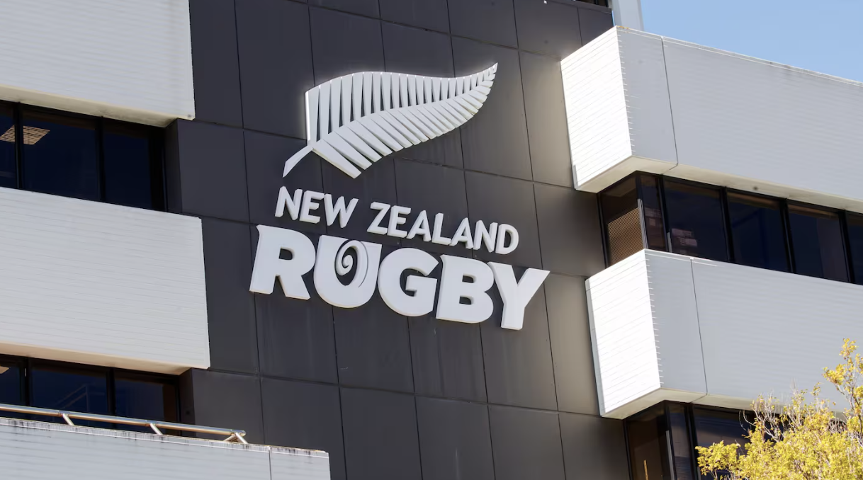📰 Professional players threaten split from NZ Rugby over governance structure
