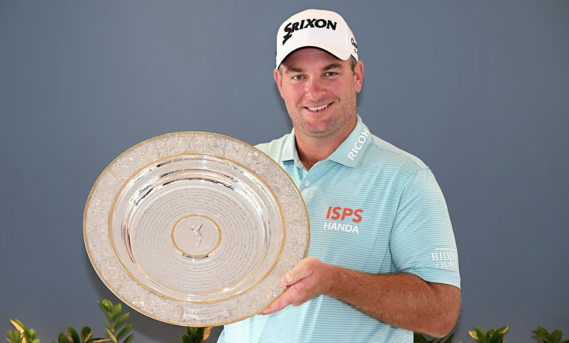 Ryan Fox joins golf's greats with prestigious award