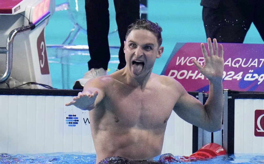 📰 World Champion! Lewis Clareburt wins Gold at World Champs 