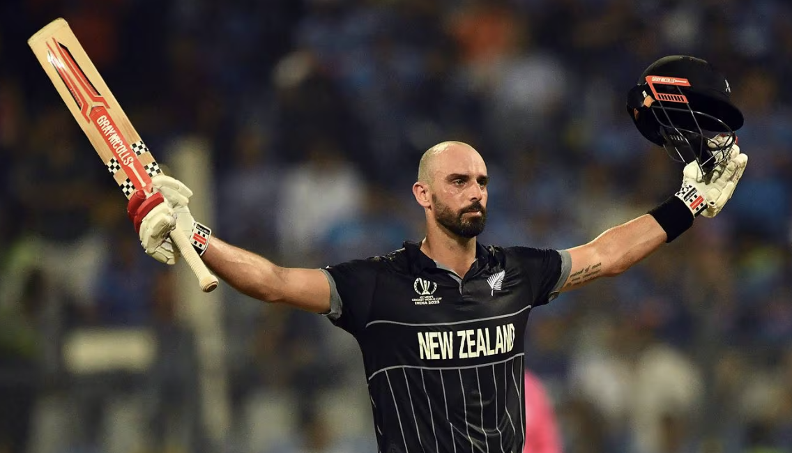 📰 Unstoppable India advance despite Mitchell Century