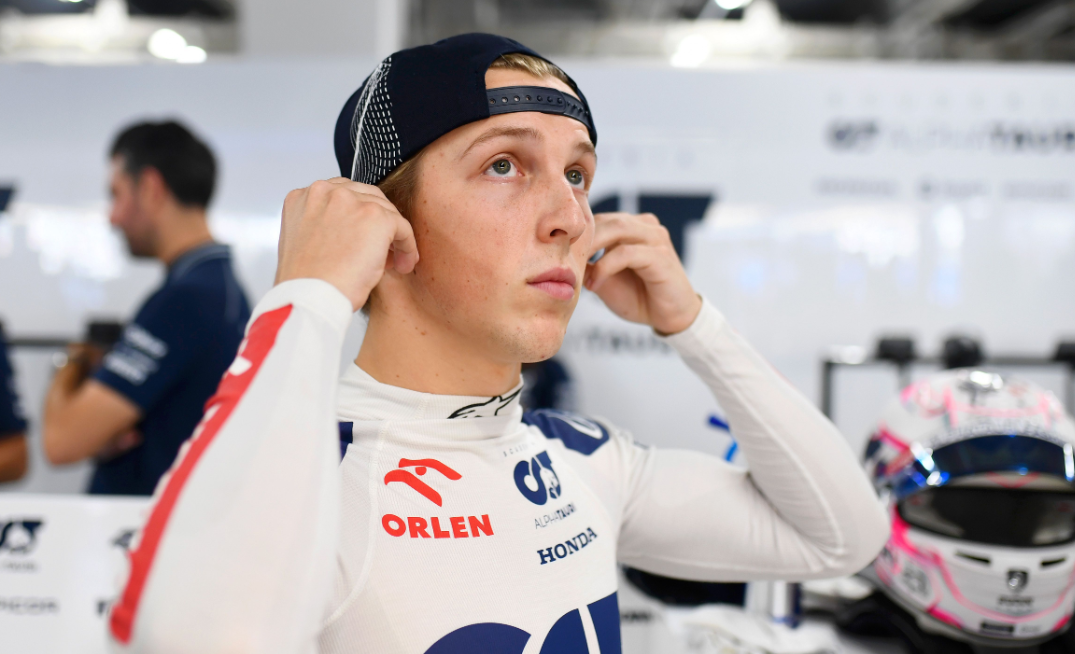 📰 Liam Lawson tipped to win race with Ricciardo for 2025 F1 seat