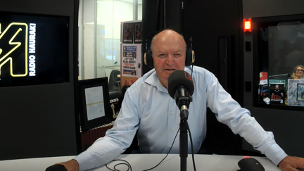 Sir Graham Henry takes shots at Stephen Fleming & explains why Razor isn't the ABs coach...